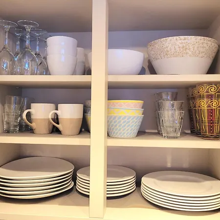 App F2 Proche Et Place De Parking Privative , Menage Inclus, Linge De Maison En Option *