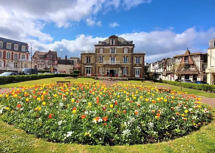 App F2 Proche Et Place De Parking Privative , Menage Inclus, Linge De Maison En Option Lägenhet Villers-sur-Mer