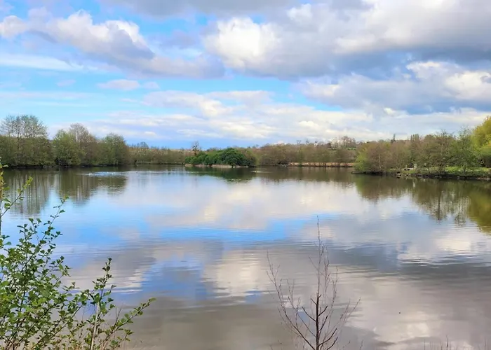 Apartman App F2 Proche Et Place De Parking Privative , Menage Inclus, Linge De Maison En Option